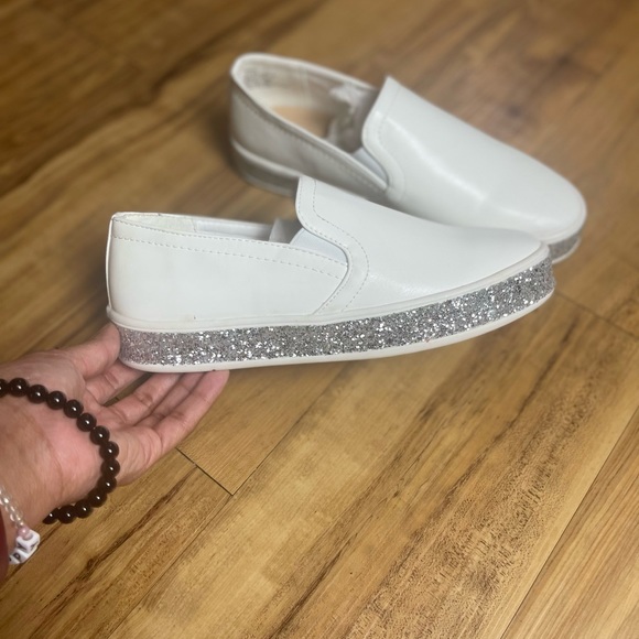 Slip-on faux leather glitter platform sneaker - Picture 2 of 3